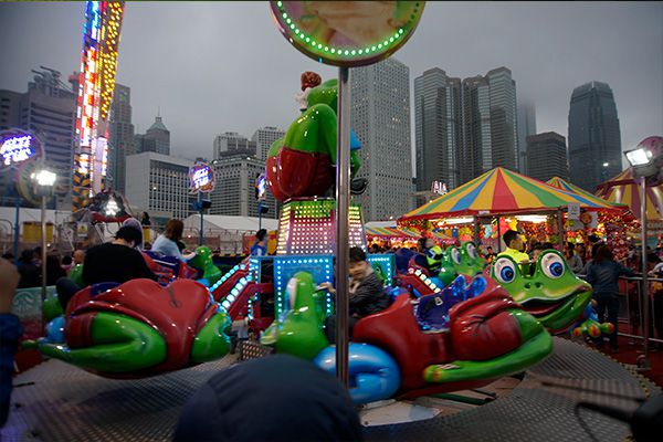2018赢多多照明的娱乐灯用在香港中环佳年华展示
